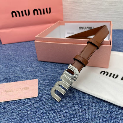 Miu Miu Curea Slim - prezentare produs
