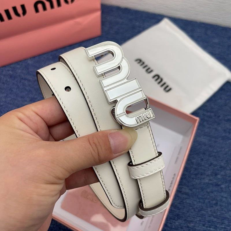 Miu Miu Curea Slim - prezentare produs