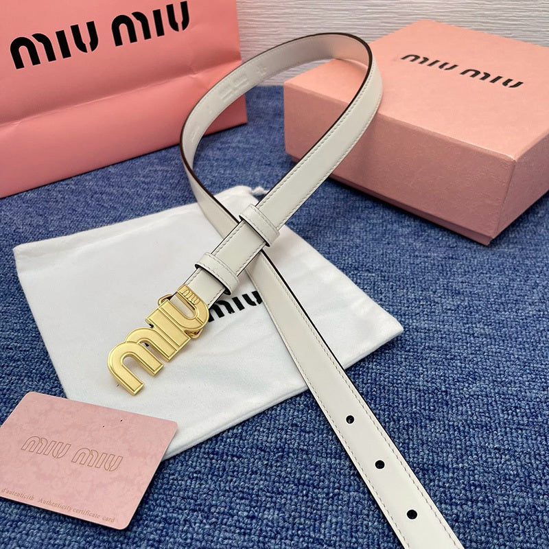 Miu Miu Curea Slim - prezentare produs
