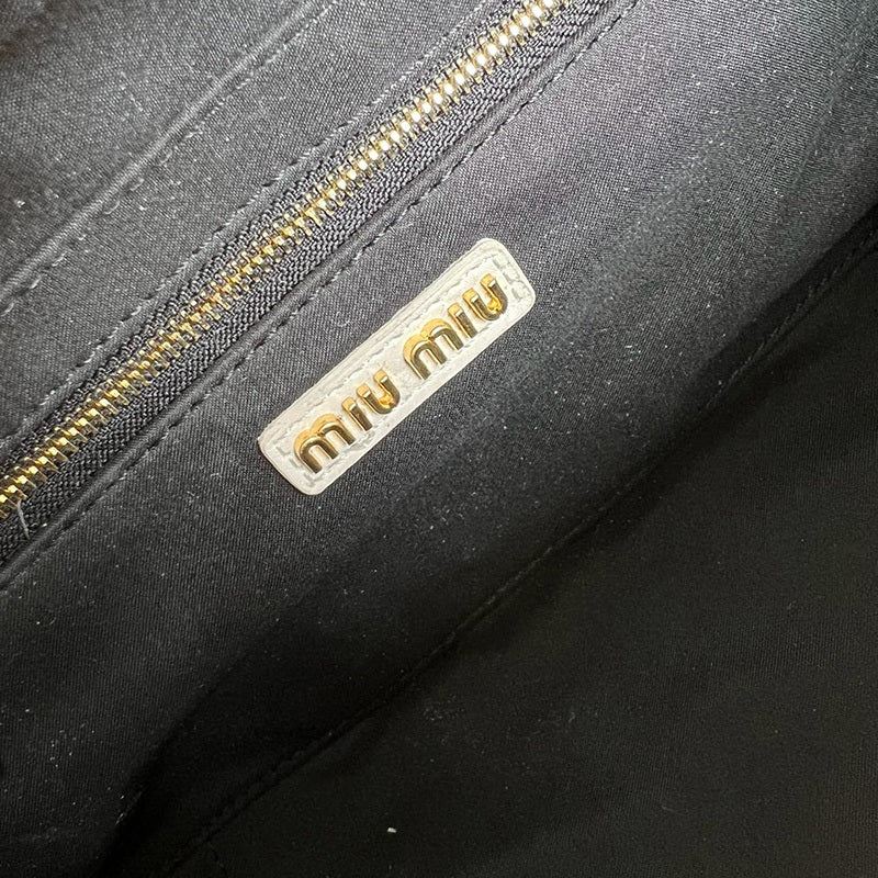Miu Miu Geantă Exclusive - prezentare produs