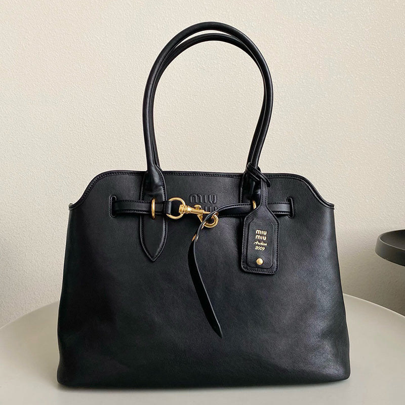 Miu Miu Geantă Exclusive - prezentare produs