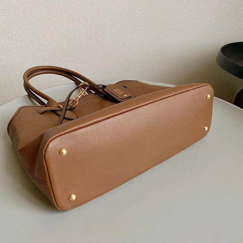 Miu Miu Geantă Exclusive - prezentare produs