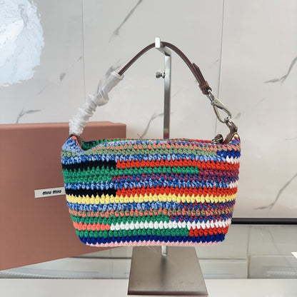 Miu Miu Geantă Exclusive - prezentare produs