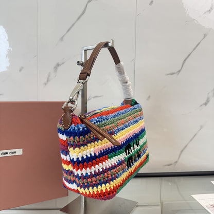 Miu Miu Geantă Exclusive - prezentare produs