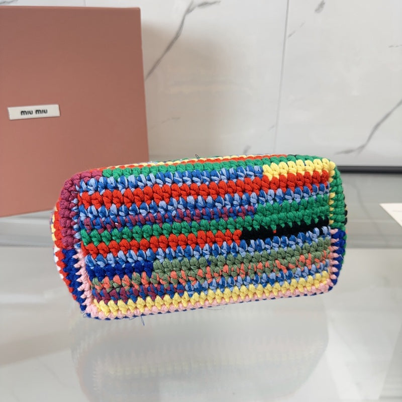 Miu Miu Geantă Exclusive - prezentare produs