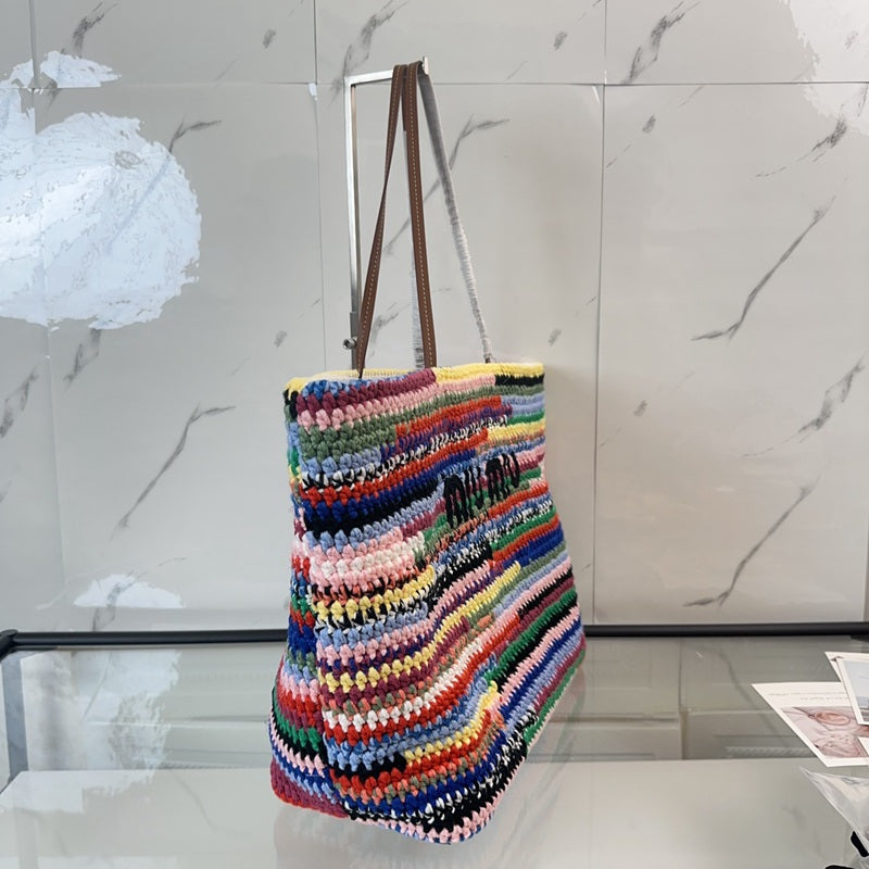 Miu Miu Geantă Exclusive - prezentare produs