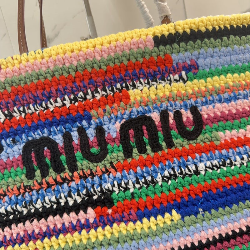 Miu Miu Geantă Exclusive - prezentare produs