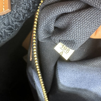 Miu Miu Geantă Exclusive - prezentare produs