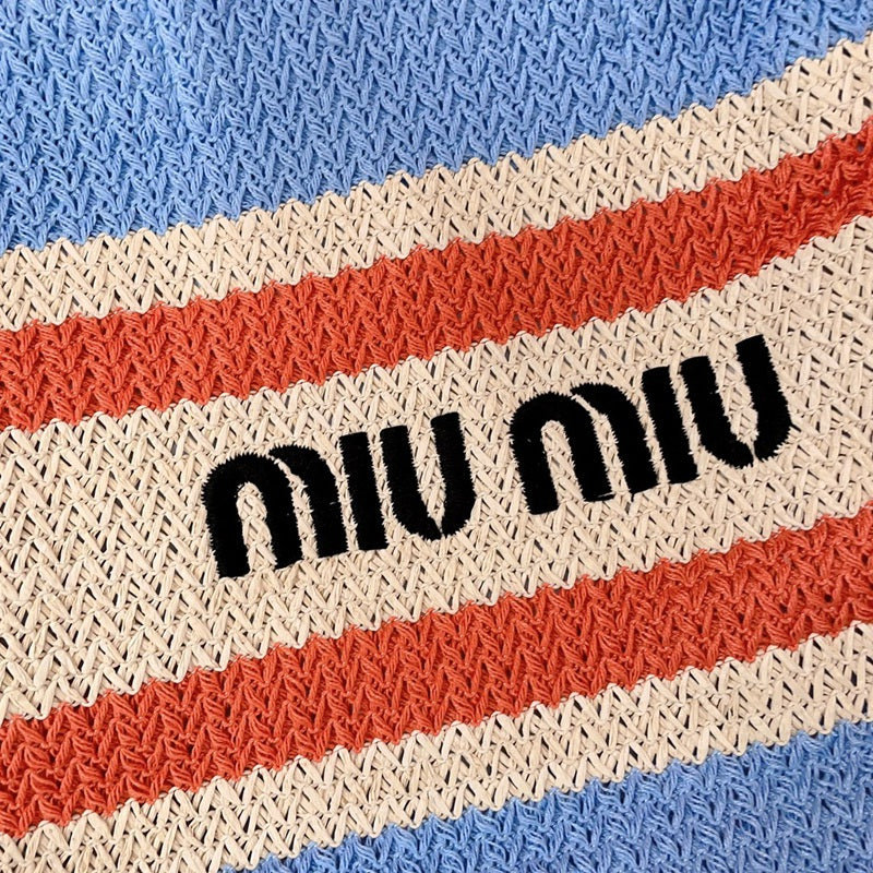 Miu Miu Geantă Exclusive - prezentare produs