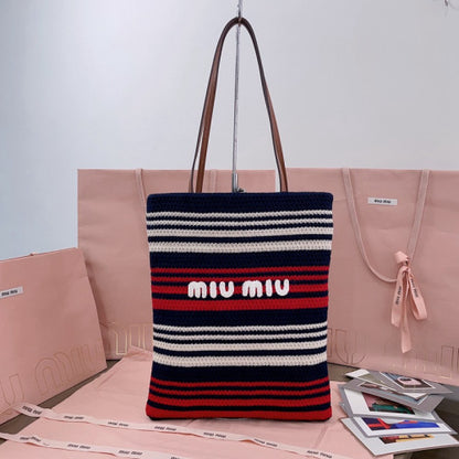 Miu Geantă Exclusive - prezentare produs