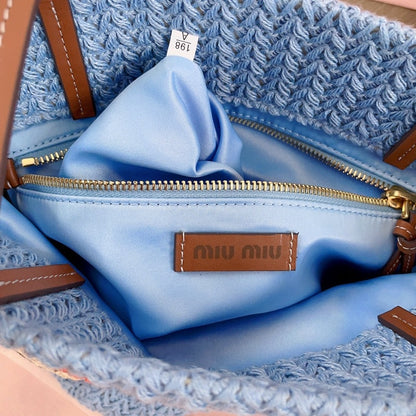 Miu Miu Geantă Exclusive - prezentare produs