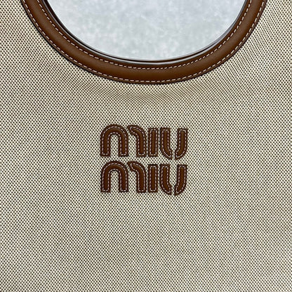 Miu Miu Geantă Exclusive - prezentare produs