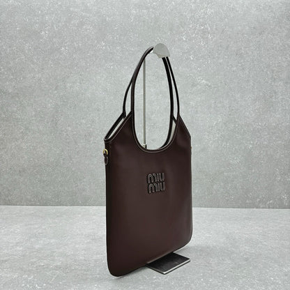 Miu Miu Geantă Exclusive - prezentare produs