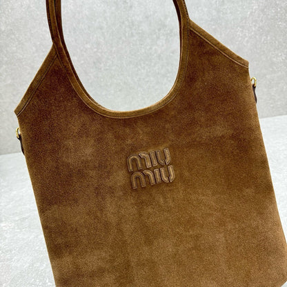 Miu Miu Geantă Exclusive - prezentare produs