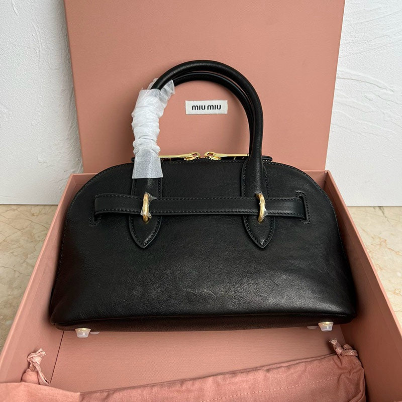 Miu Miu Geantă Exclusive - prezentare produs