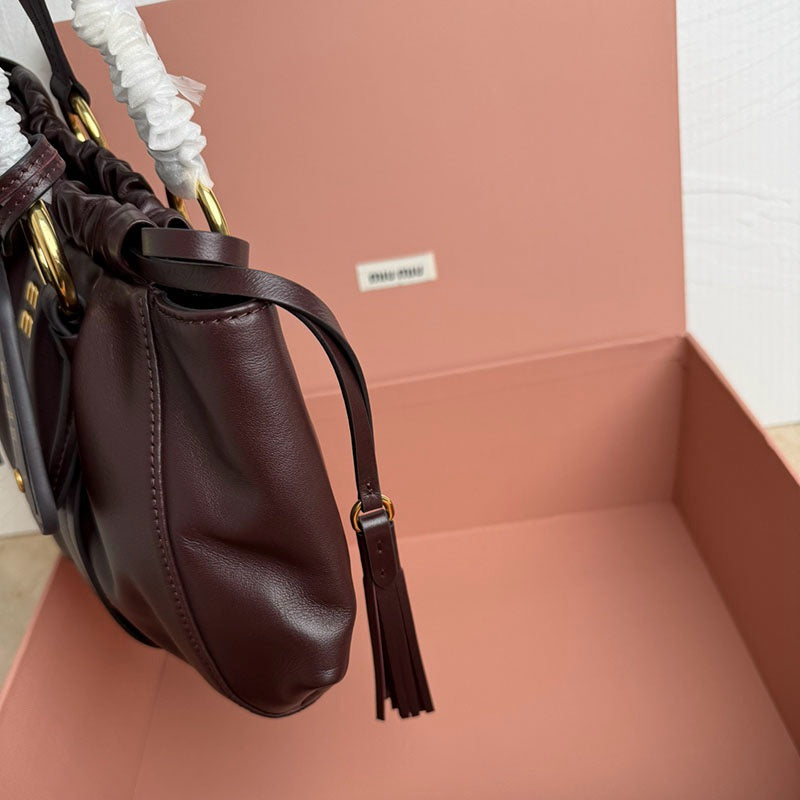 Miu Miu Geantă Exclusive - prezentare produs