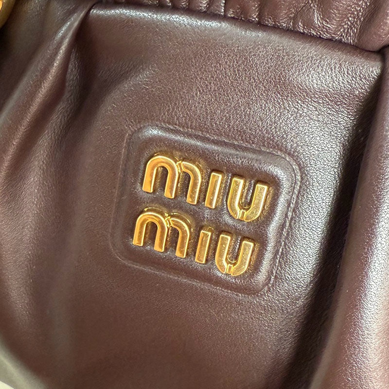 Miu Miu Geantă Exclusive - prezentare produs
