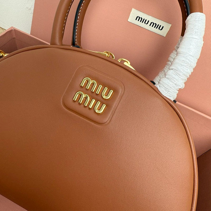 Miu Miu Geantă Exclusive - prezentare produs