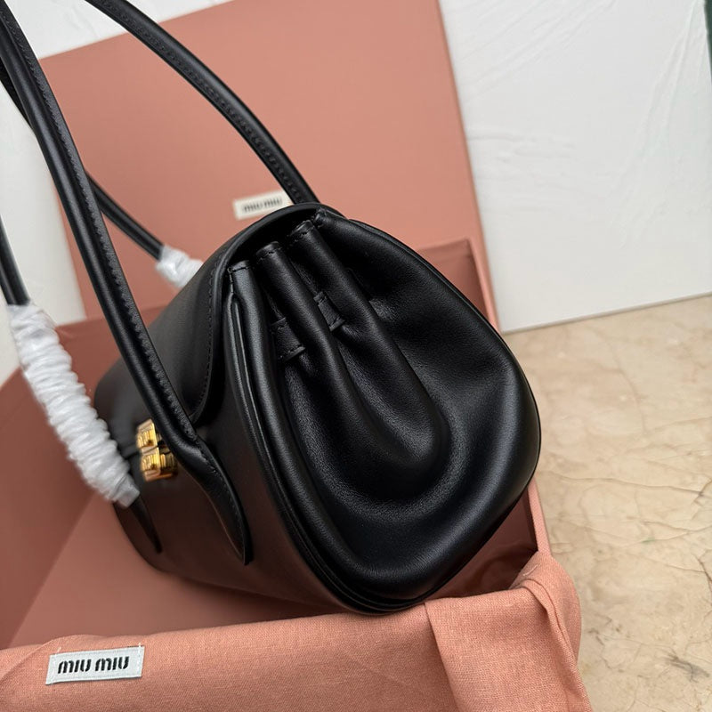 Miu Miu Geantă Exclusive - prezentare produs