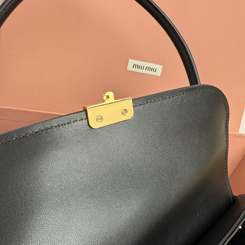 Miu Miu Geantă Exclusive - prezentare produs