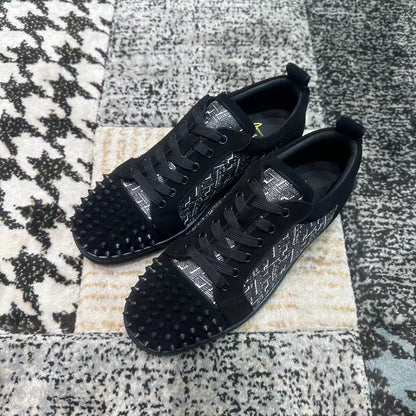 Christian Louboutin Negru Gri Low Spikes - prezentare produs