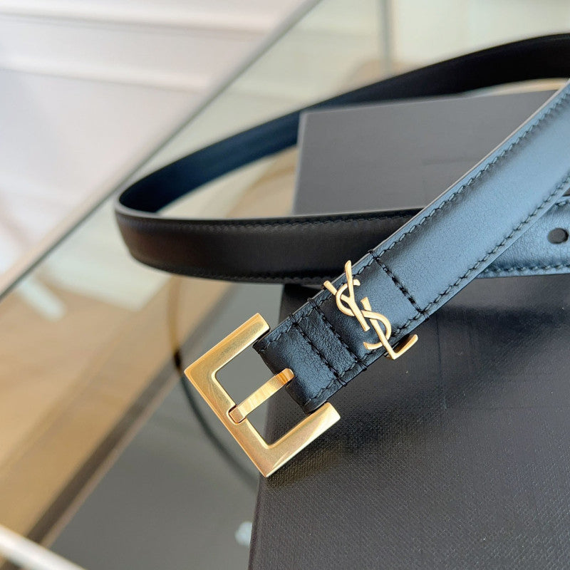 Yves Saint Laurent Curea - prezentare produs