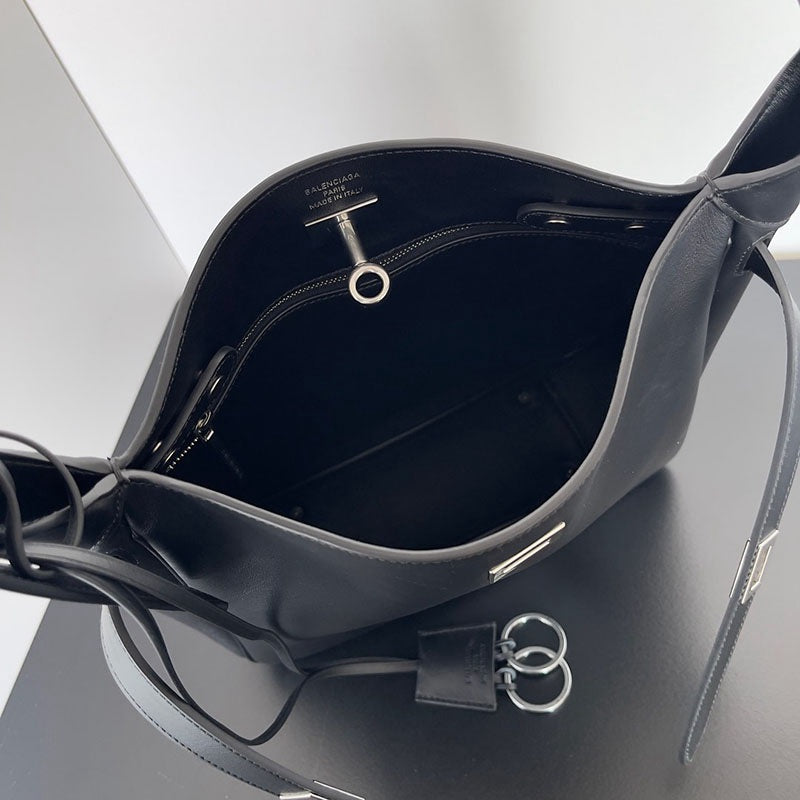 Balenciaga Geantă - prezentare produs