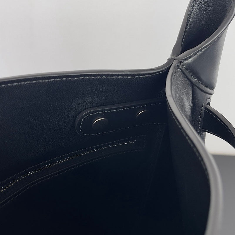 Balenciaga Geantă - prezentare produs