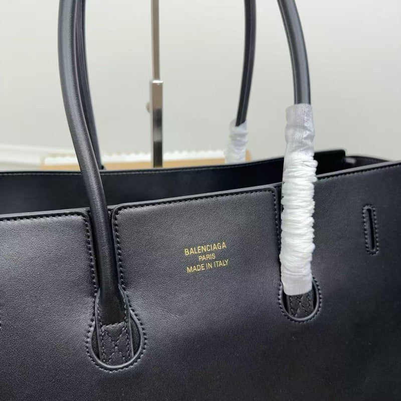 Balenciaga Geantă - prezentare produs