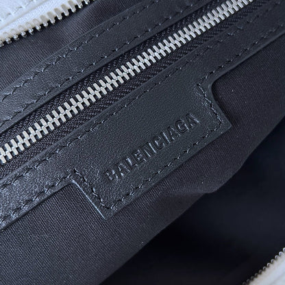 Balenciaga Geantă - prezentare produs