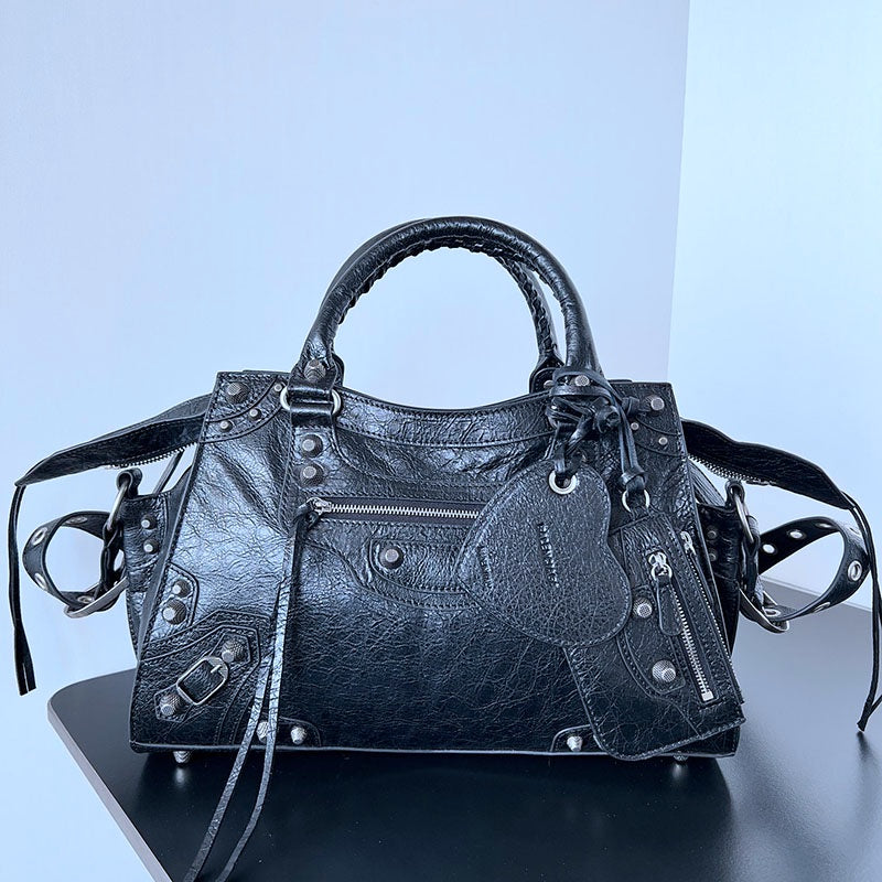 Balenciaga Geantă Medium - prezentare produs