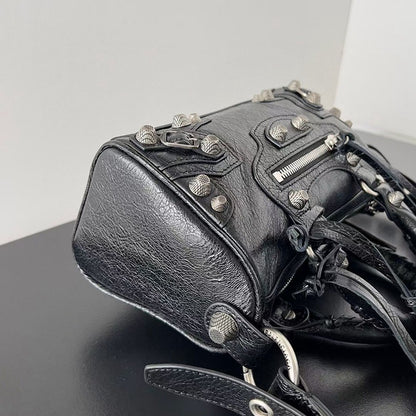 Balenciaga Geantă - prezentare produs