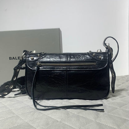 Balenciaga Geantă - prezentare produs