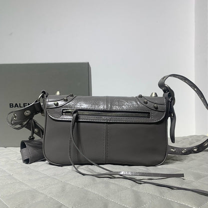 Balenciaga Geantă - prezentare produs