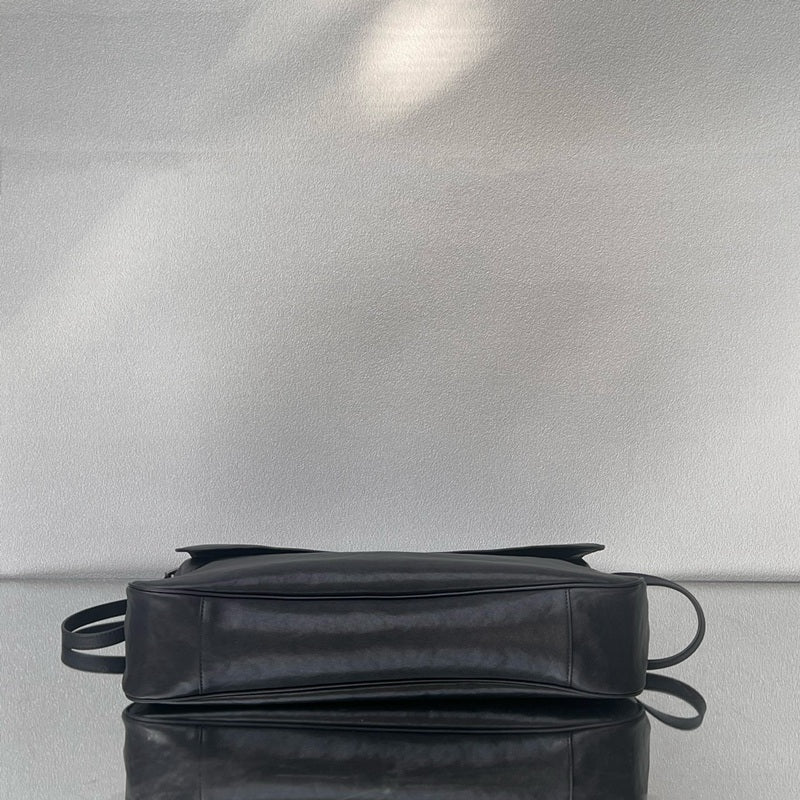 Balenciaga Geantă - prezentare produs