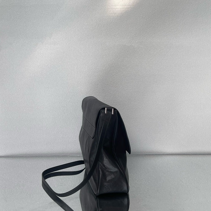 Balenciaga Geantă - prezentare produs