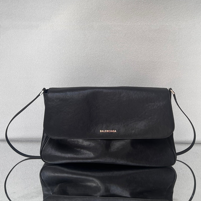 Balenciaga Geantă - prezentare produs
