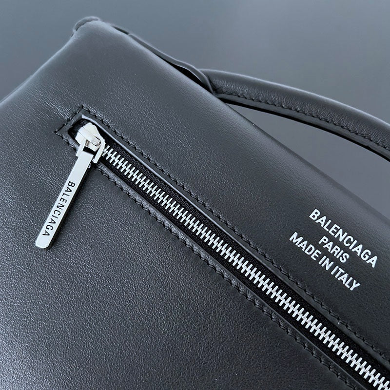 Balenciaga Geantă - prezentare produs