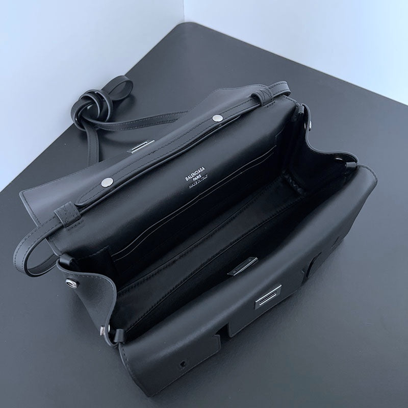 Balenciaga Geantă - prezentare produs