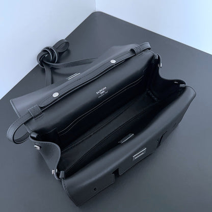 Balenciaga Geantă - prezentare produs