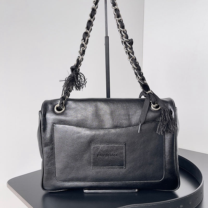 Balenciaga Geantă - prezentare produs