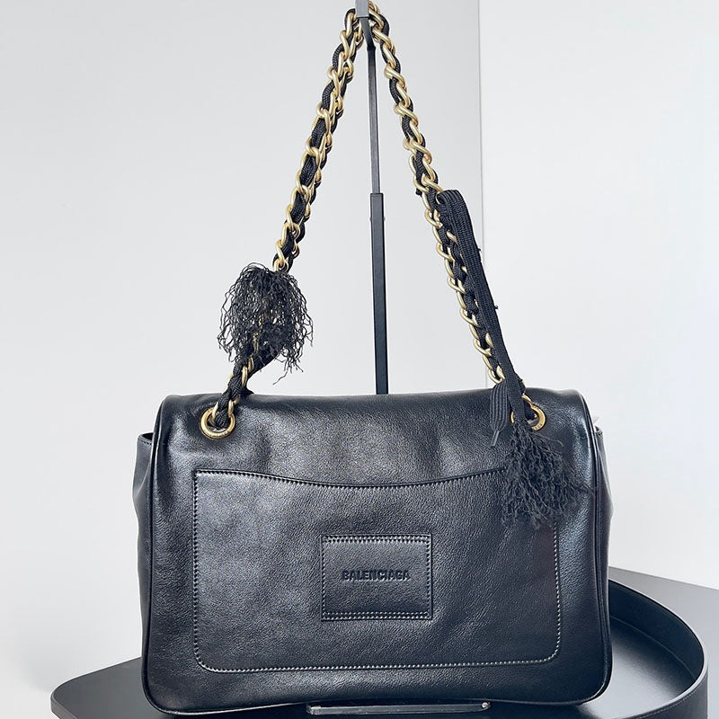 Balenciaga Geantă - prezentare produs