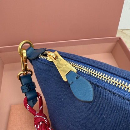 Miu Miu Geantă Exclusive - prezentare produs