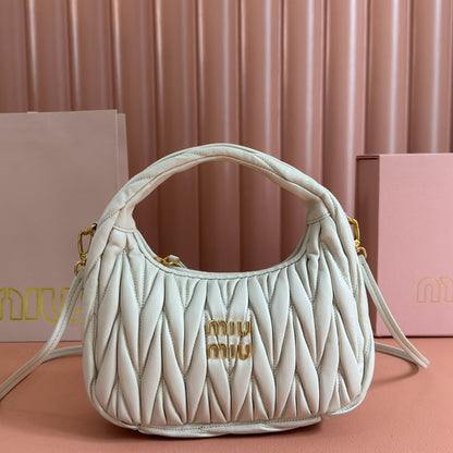 Miu Geantă Exclusive Medium - prezentare produs