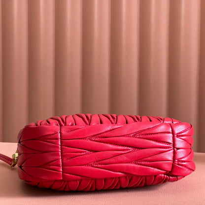 Miu Miu Geantă Exclusive Medium - prezentare produs
