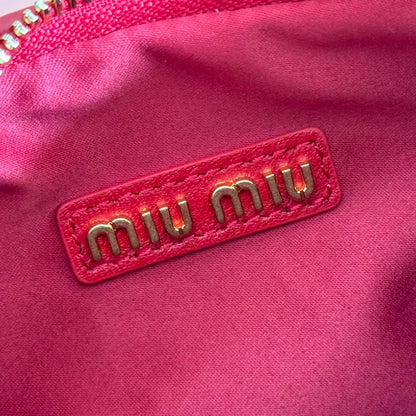 Miu Miu Geantă Exclusive Medium - prezentare produs