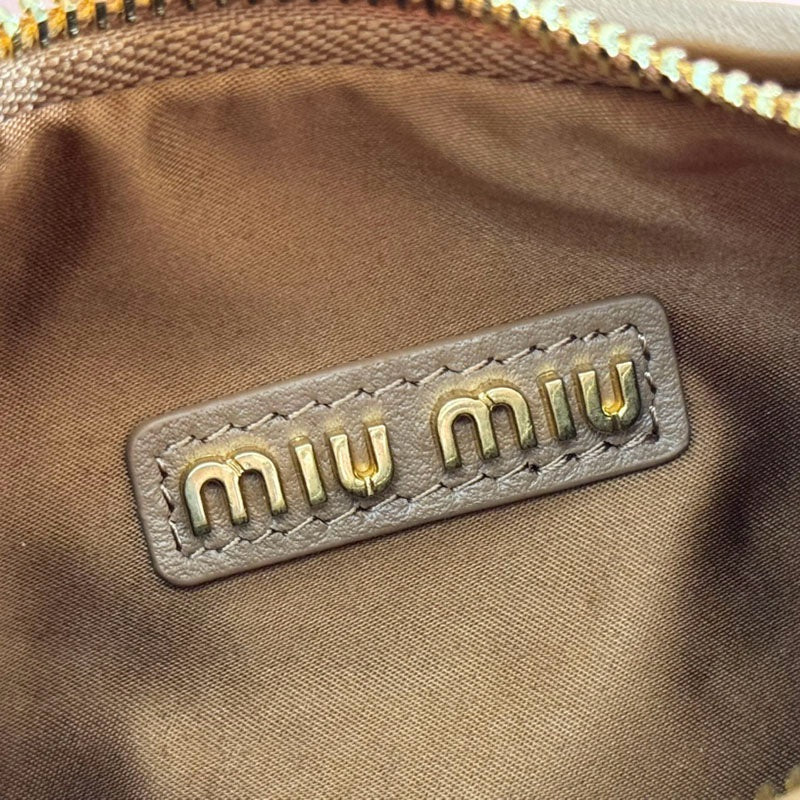 Miu Miu Geantă Exclusive Medium - prezentare produs