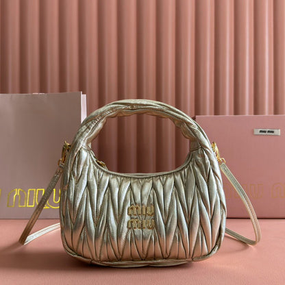 Miu Geantă Exclusive Medium - prezentare produs