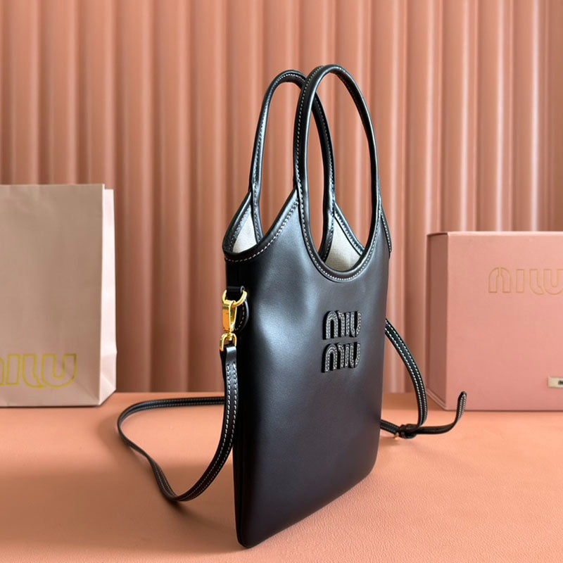 Miu Miu Geantă Exclusive - prezentare produs