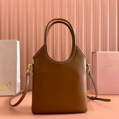 Miu Miu Geantă Exclusive - prezentare produs